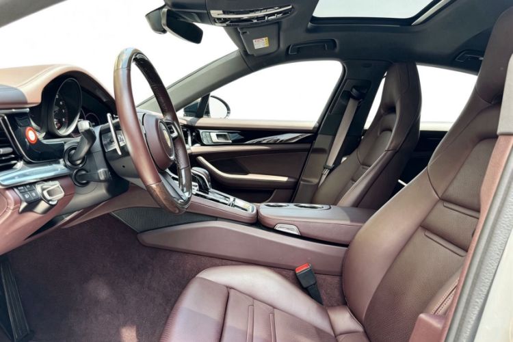 Used Porsche Panamera 2023 Panamera 2.9T Interior 6