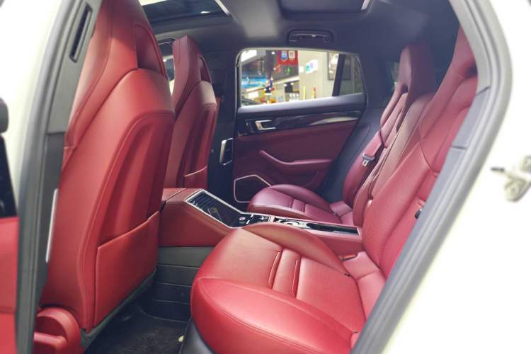 Used Porsche Panamera 2023 Panamera 4 E-Hybrid Platinum Edition 2.9T Interior 7