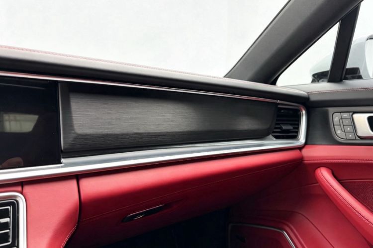 Used Porsche Panamera 2023 Panamera Executive Long Wheelbase 2.9T Interior 9