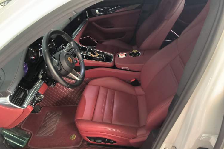 Used Porsche Panamera 2023 Panamera 2.9T Platinum Edition Left Front Seat