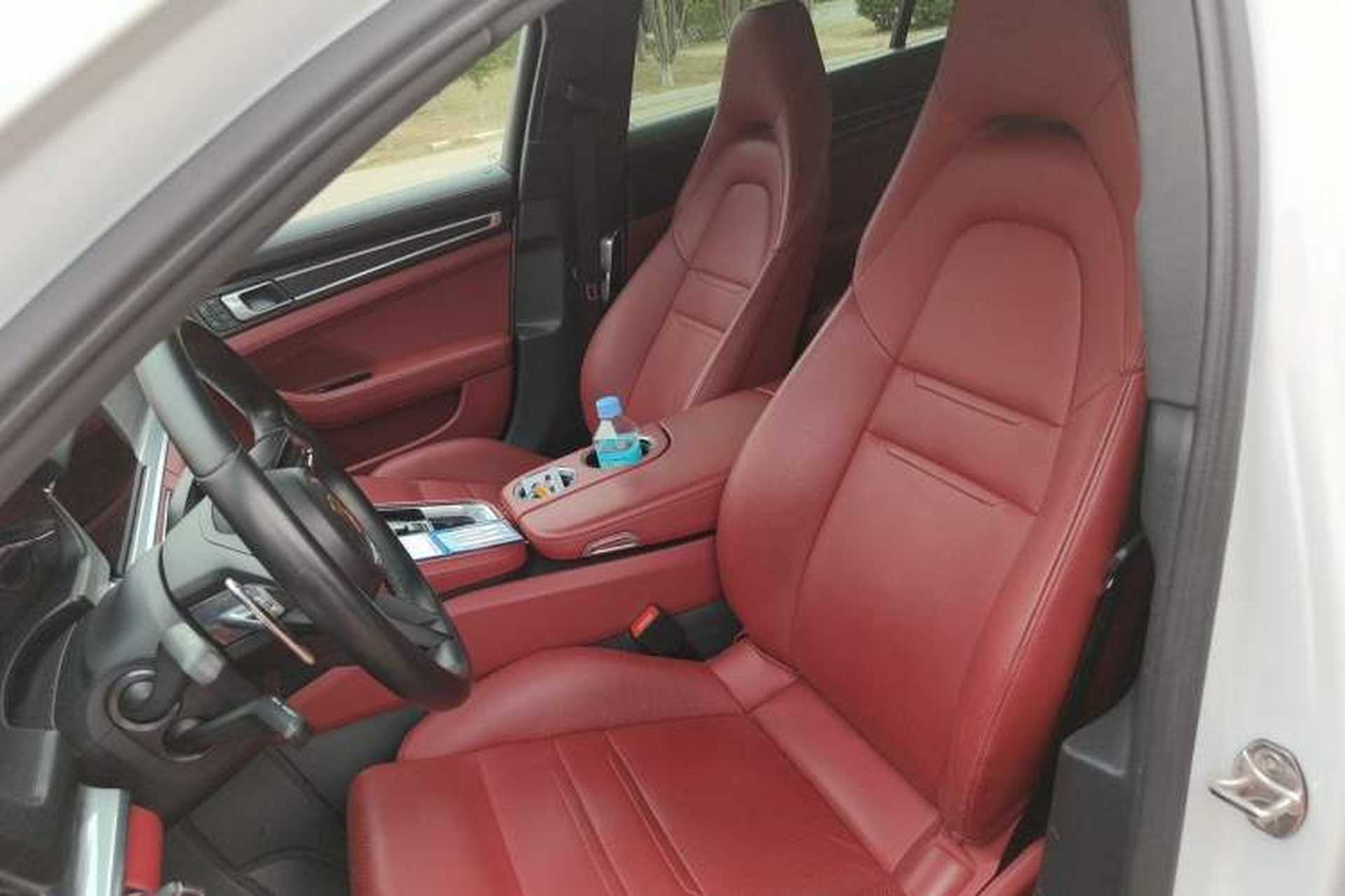 Used Porsche Panamera 2023 Restyled Panamera 4 Executive Extended Platinum Edition 2.9T Left Front Seat