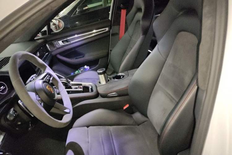Used Porsche Panamera 2023 Panamera GTS 4.0T Left Front Seat