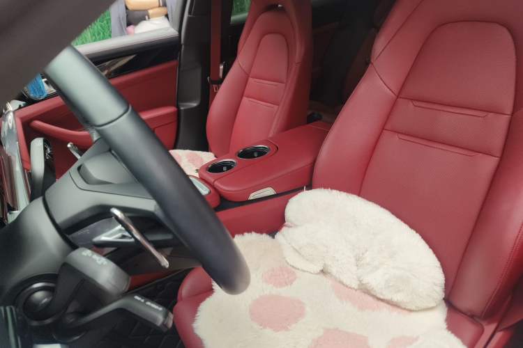 Used Porsche Panamera 2023 Facelifted Panamera 2.9T Platinum Edition Left Front Seat