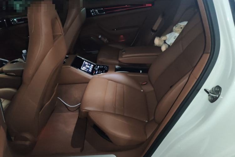 Used Porsche Panamera 2023 Panamera Executive Long Wheelbase 2.9T Left Rear Seat