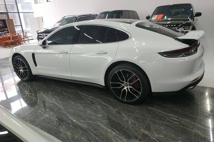 Used Porsche Panamera 2023 Panamera 2.9T Left Side