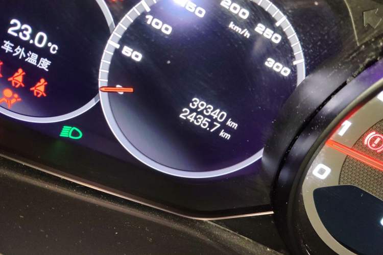 Used Porsche Panamera 2023 Facelifted Panamera 2.9T Platinum Edition Odometer Close Up