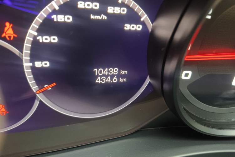 Used Porsche Panamera 2023 Facelifted Panamera 2.9T Platinum Edition Odometer Close Up
