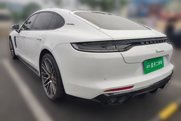 Used Porsche Panamera 2023-Year Restyled Panamera Executive Extended Platinum Edition 2.9T Rear Left 45 Deg