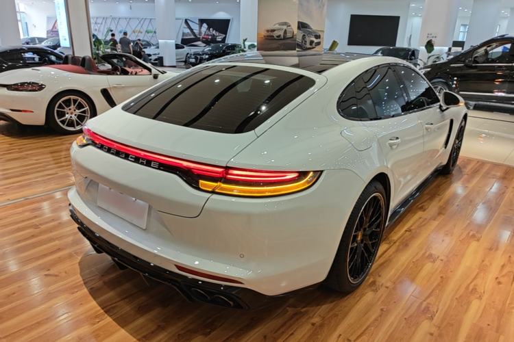 Used Porsche Panamera 2023 Panamera 2.9T Rear Right 45 Deg