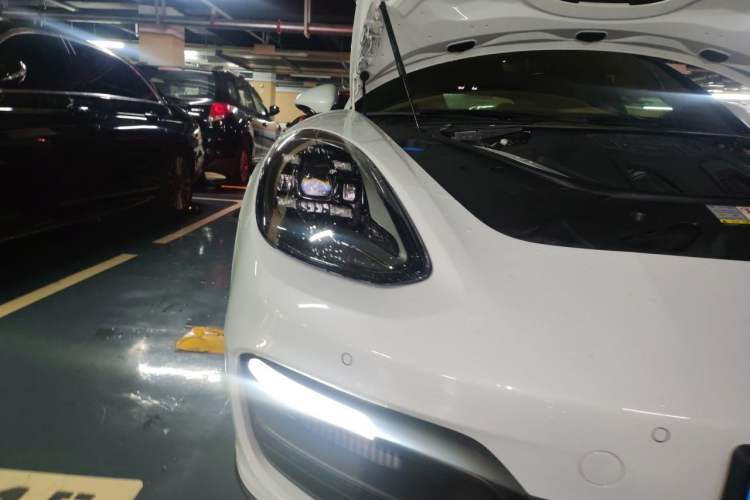 Used Porsche Panamera 2023 Panamera Executive Long Wheelbase 2.9T Right Front Headlight
