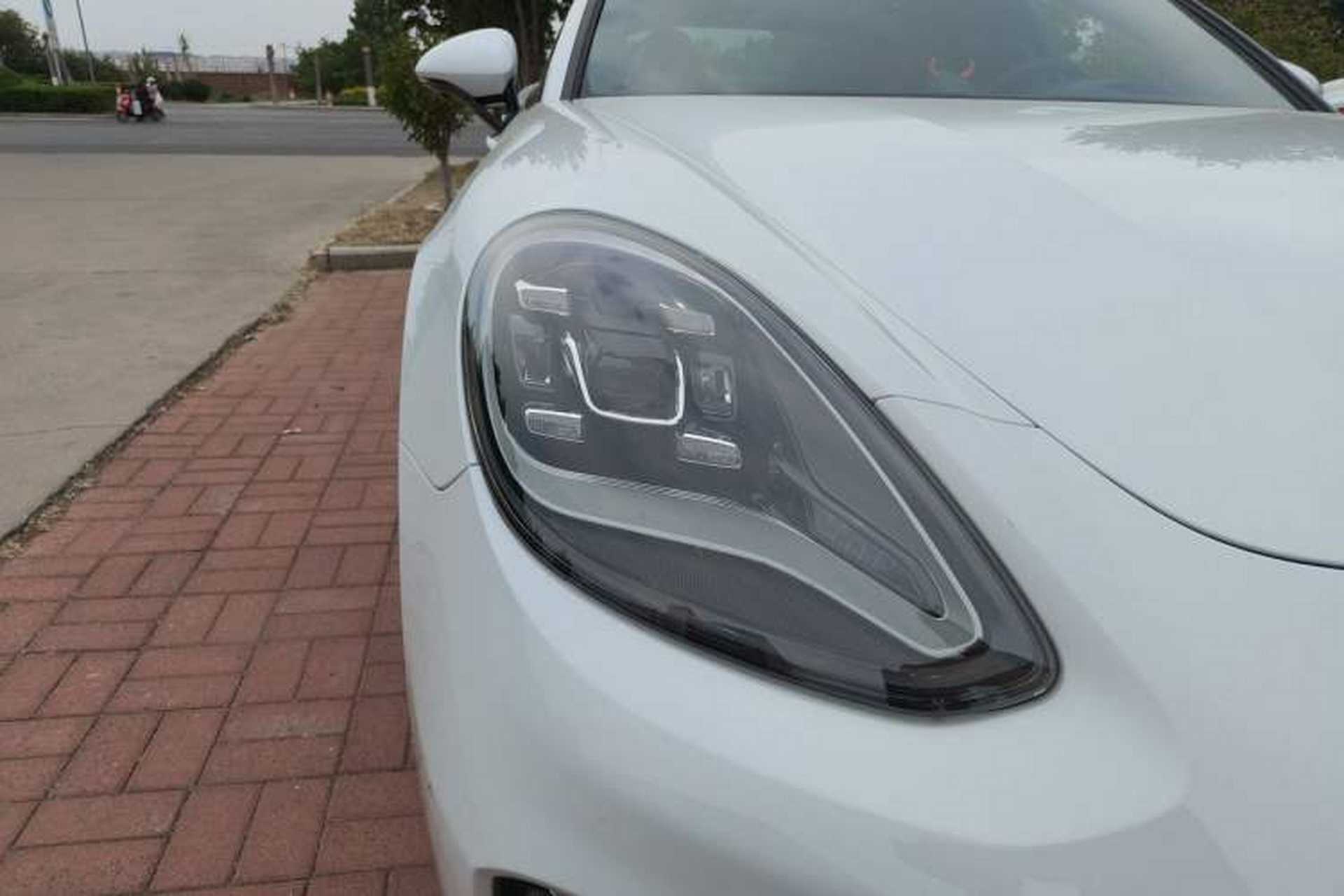Used Porsche Panamera 2023 Restyled Panamera 4 Executive Extended Platinum Edition 2.9T Right Front Headlight
