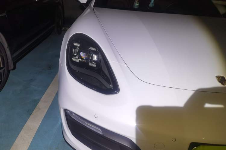 Used Porsche Panamera 2023 Facelifted Panamera 2.9T Platinum Edition Right Front Headlight