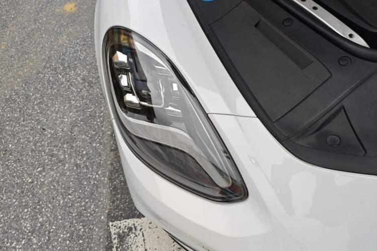 Used Porsche Panamera 2023 Facelifted Panamera 2.9T Platinum Edition Right Front Headlight