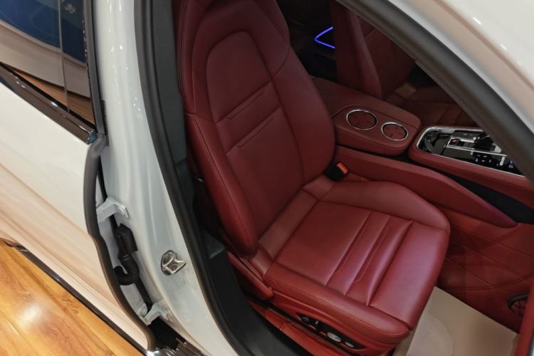 Used Porsche Panamera 2023 Panamera 2.9T Right Front Seat
