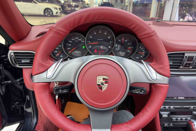 Used Porsche Panamera 2023 Panamera 4 Executive Extended Platinum Edition 2.9T Steering Wheel