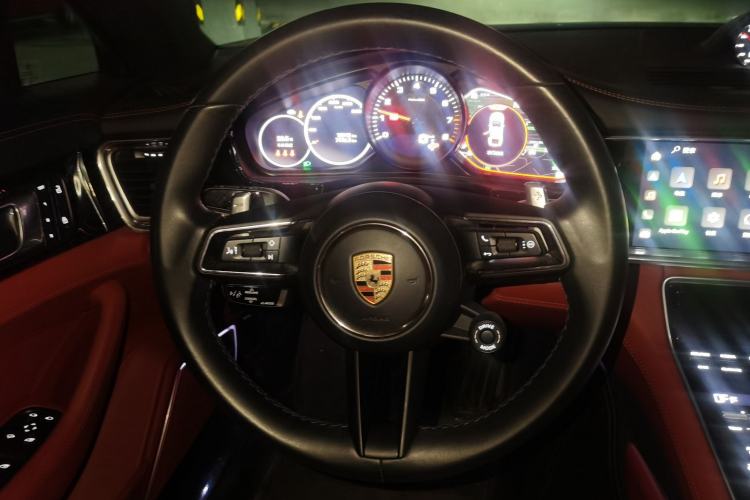 Used Porsche Panamera 2023 Facelifted Panamera 2.9T Platinum Edition Steering Wheel