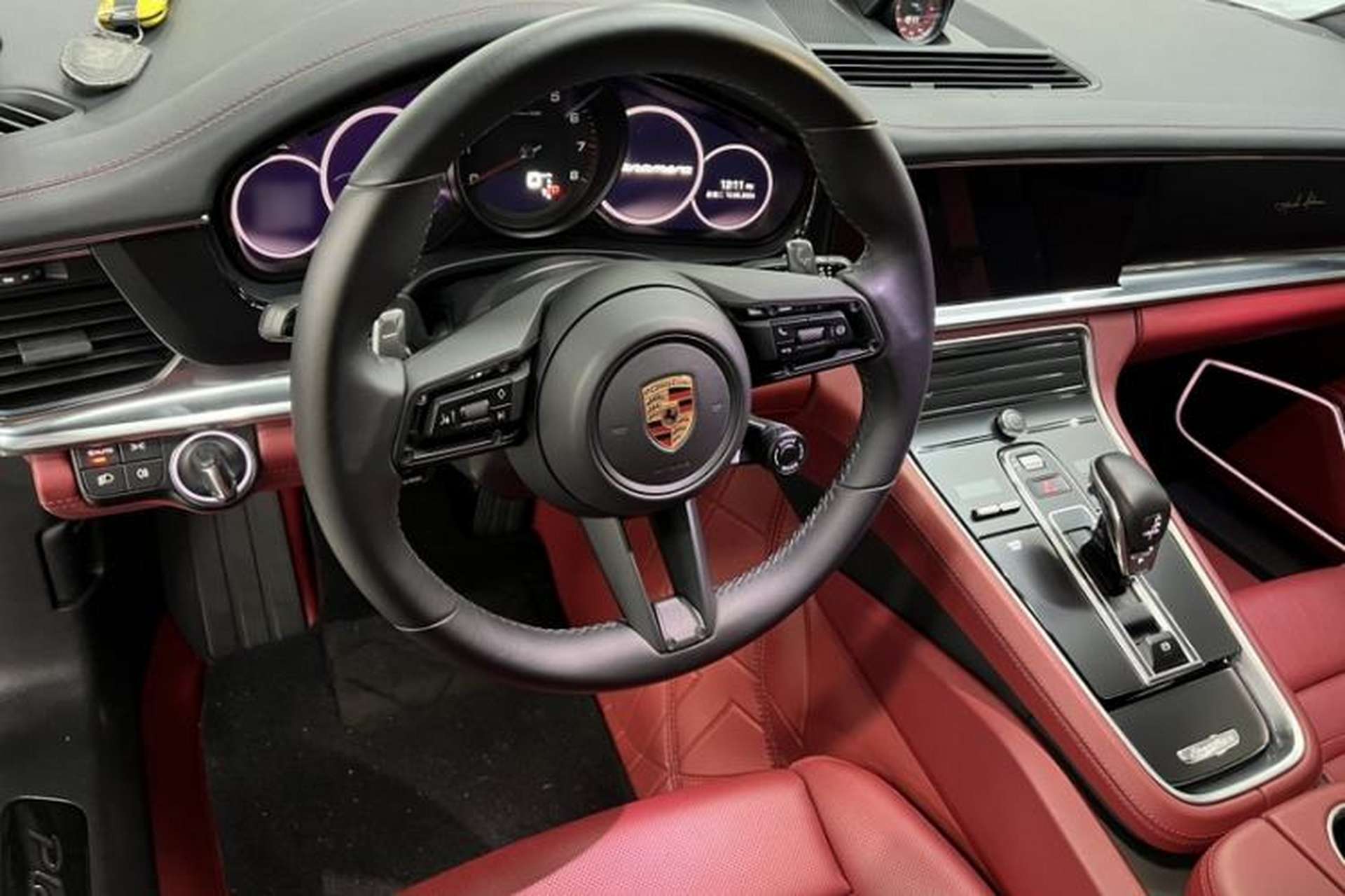 Used Porsche Panamera 2023 Facelifted Panamera 2.9T Platinum Edition Steering Wheel