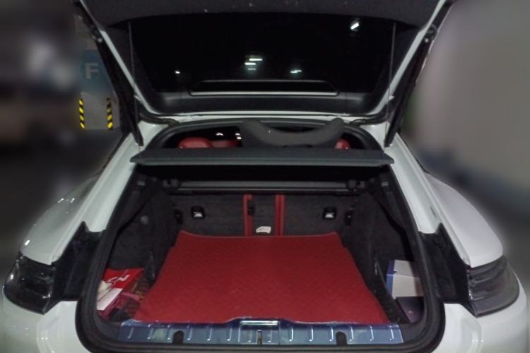 Used Porsche Panamera 2023-Year Restyled Panamera Executive Extended Platinum Edition 2.9T Trunk