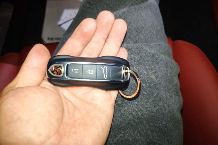 Used Porsche Panamera 2023 Panamera Executive Long Wheelbase 2.9T Vehicle Key