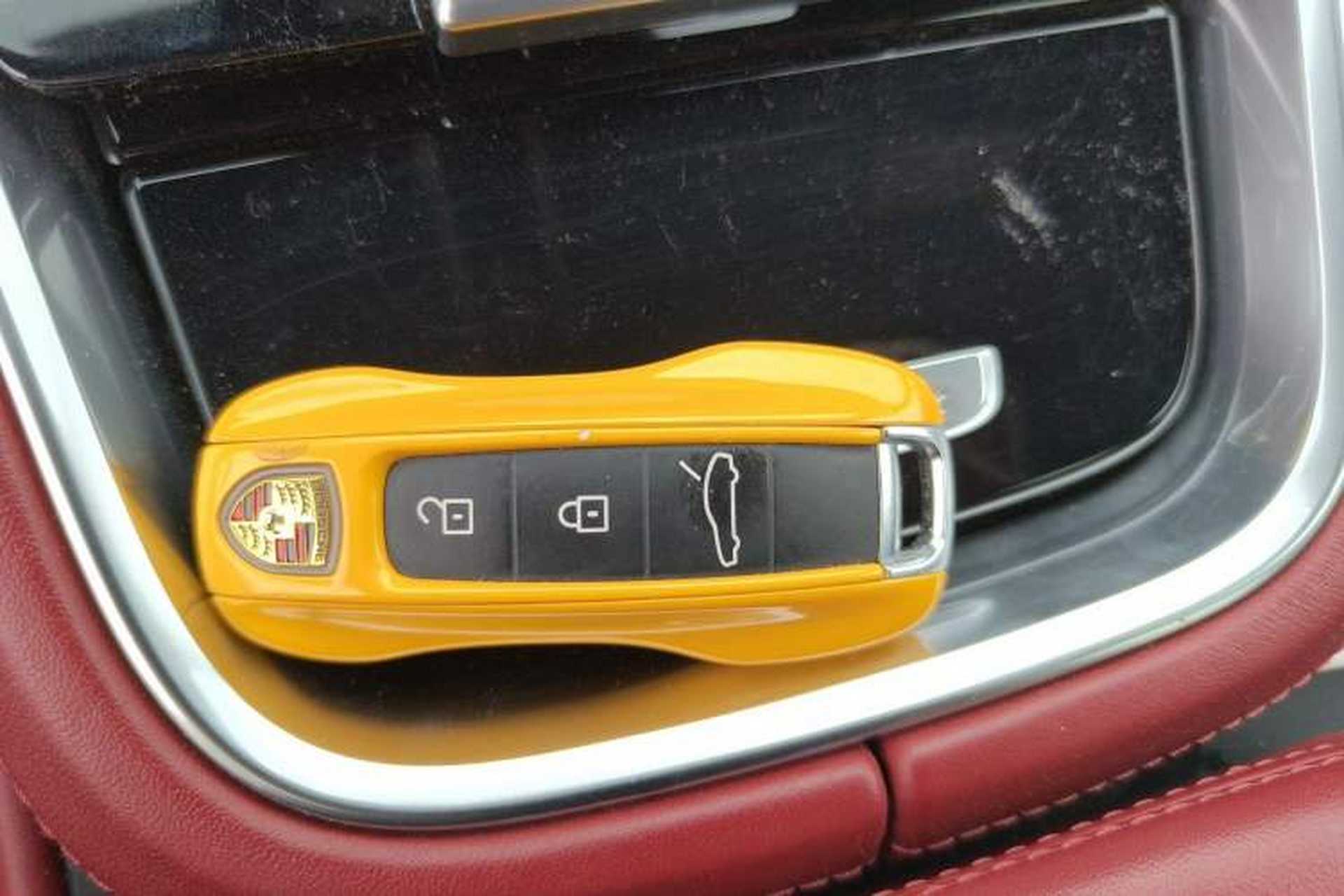 Used Porsche Panamera 2023 Restyled Panamera 4 Executive Extended Platinum Edition 2.9T Vehicle Key