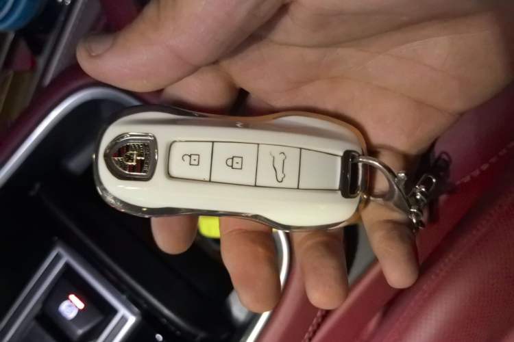 Used Porsche Panamera 2023 Facelifted Panamera 2.9T Platinum Edition Vehicle Key