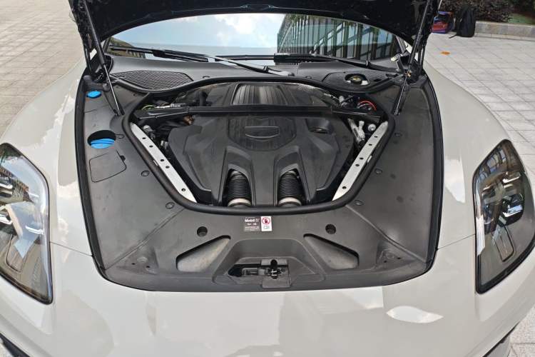 Used Porsche Panamera 2024 Panamera 2.9T Engine Bay