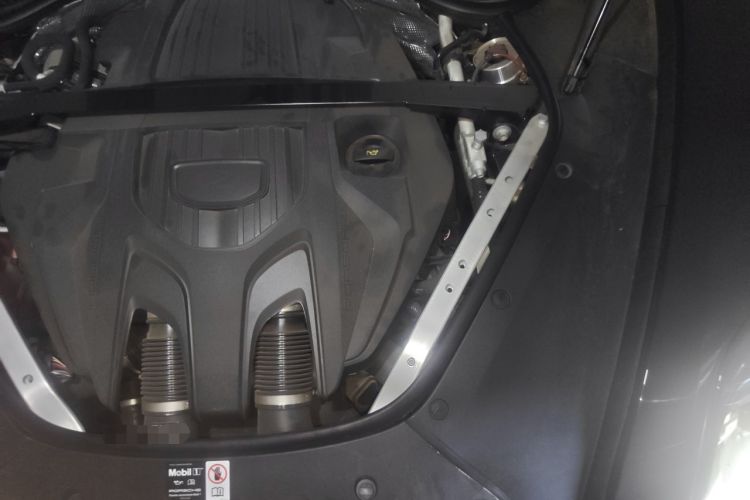 Used Porsche Panamera 2024 Panamera 2.9T Engine Bay Left
