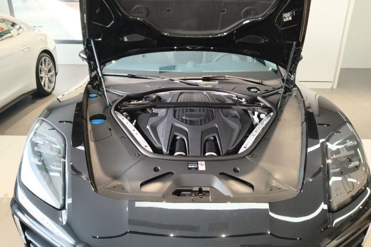 Used Porsche Panamera 2024 Panamera 2.9T Engine Bay