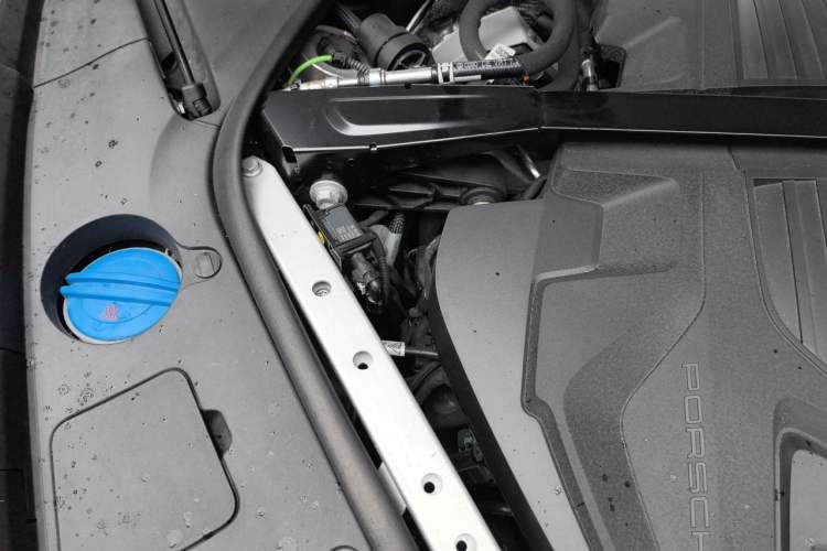 Used Porsche Panamera 2024 Panamera 2.9T Engine Bay Right