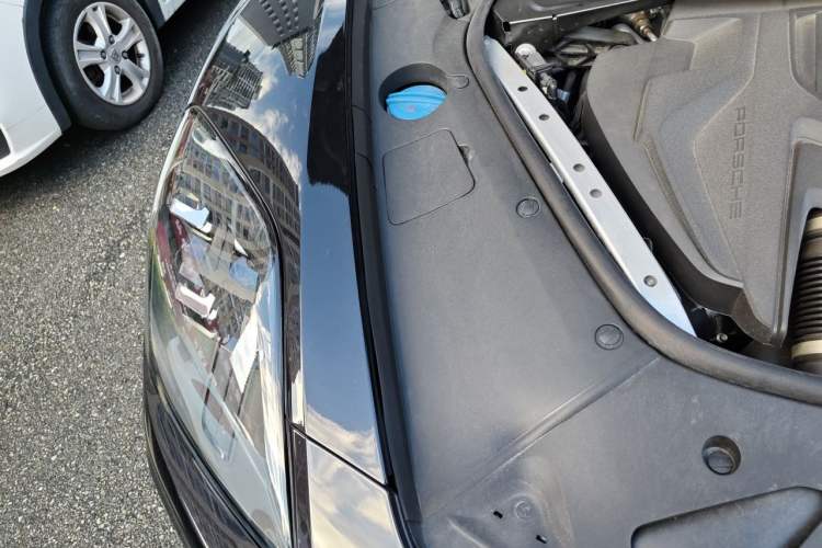 Used Porsche Panamera 2024 Panamera 4 Executive Long Wheelbase 2.9T Engine Bay Right