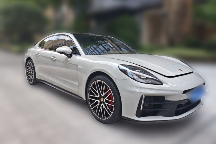 Used Porsche Panamera 2024 Panamera 2.9T Front Right 45 Deg