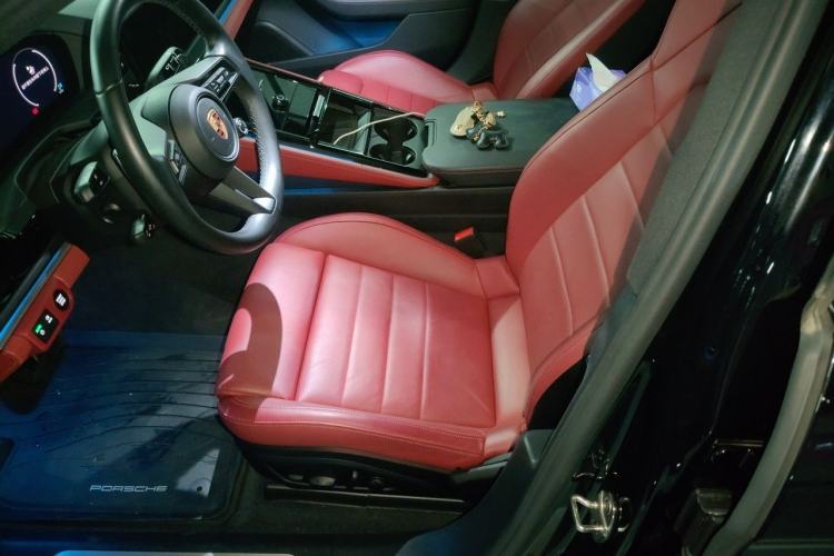 Used Porsche Panamera 2024 Panamera Executive Long Wheelbase 2.9T Left Front Seat