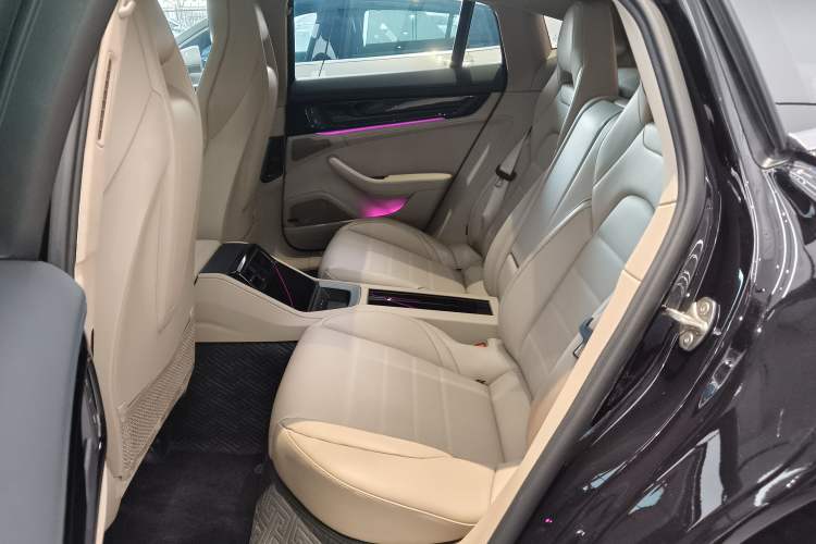 Used Porsche Panamera 2024 Panamera 2.9T Left Rear Seat
