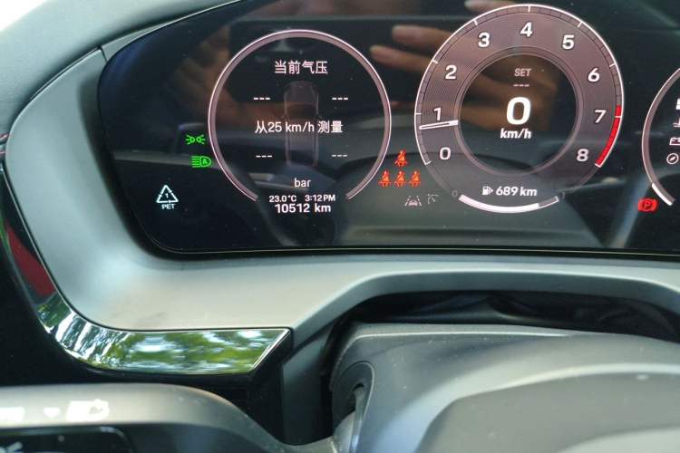 Used Porsche Panamera 2024 Panamera 2.9T Odometer Close Up