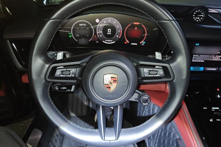 Used Porsche Panamera 2024 Panamera Executive Long Wheelbase 2.9T Steering Wheel