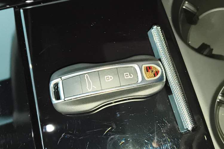 Used Porsche Panamera 2024 Panamera 2.9T Vehicle Key