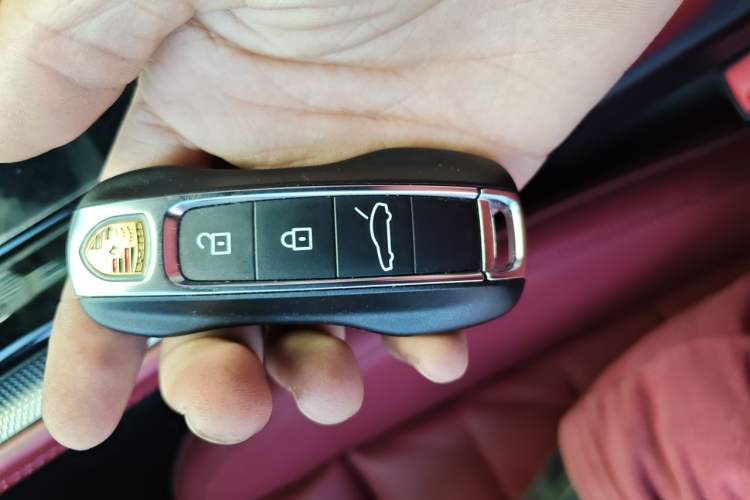 Used Porsche Panamera 2024 Panamera 4 Executive Long Wheelbase 2.9T Vehicle Key