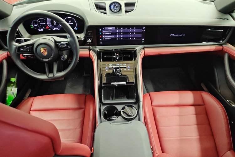 Used Porsche Panamera 2024 Panamera 2.9T Center Console