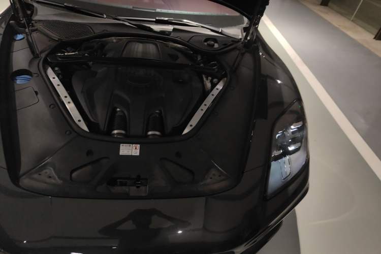 Used Porsche Panamera 2024 Panamera 4 Executive Long Wheelbase 2.9T Engine Bay Left