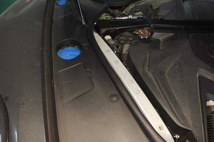 Used Porsche Panamera 2024 Panamera 2.9T Engine Bay Right