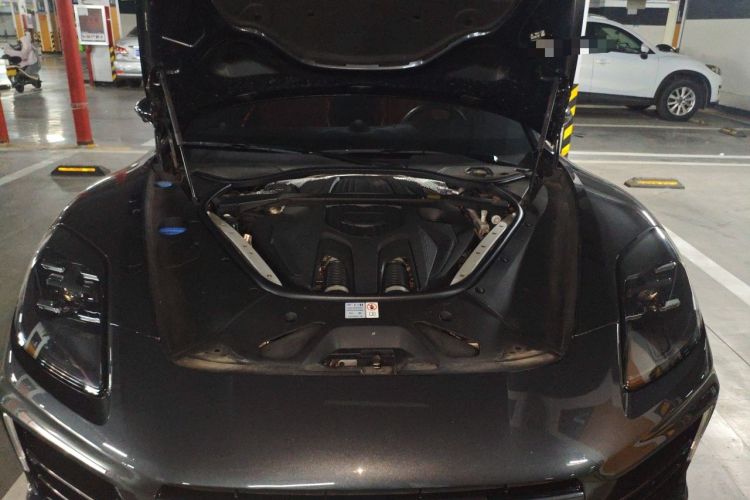 Used Porsche Panamera 2024 Panamera 2.9T Engine Bay