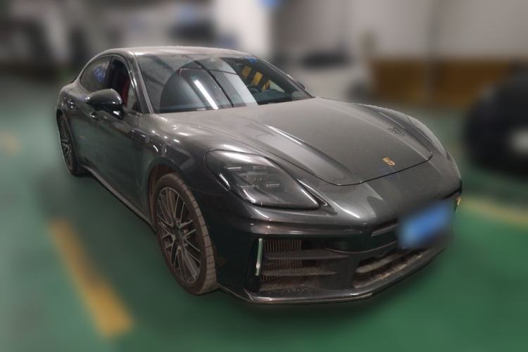 Used Porsche Panamera 2024 Panamera 2.9T Front Right 45 Deg