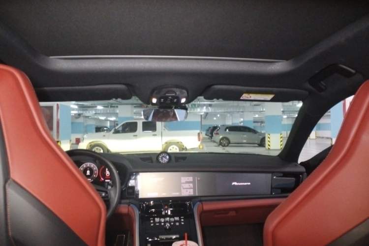Used Porsche Panamera 2024 Panamera 4 Executive Long Wheelbase 2.9T Headliner