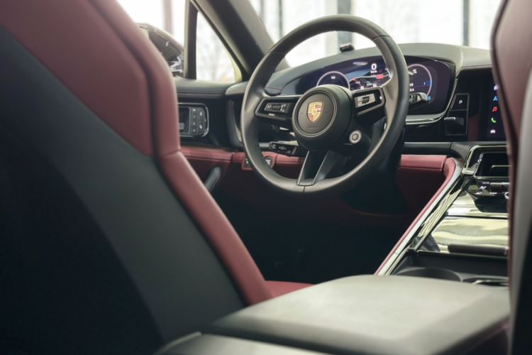 Used Porsche Panamera 2024 Panamera 2.9T Interior 3