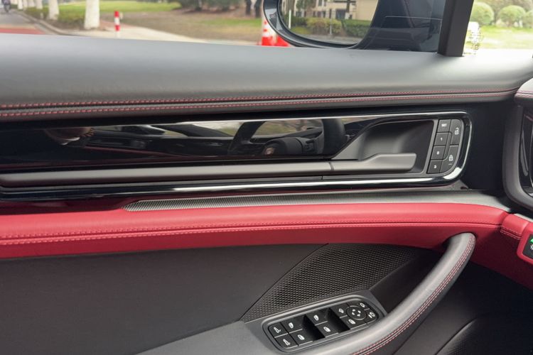 Used Porsche Panamera 2024 Panamera 2.9T Interior 9