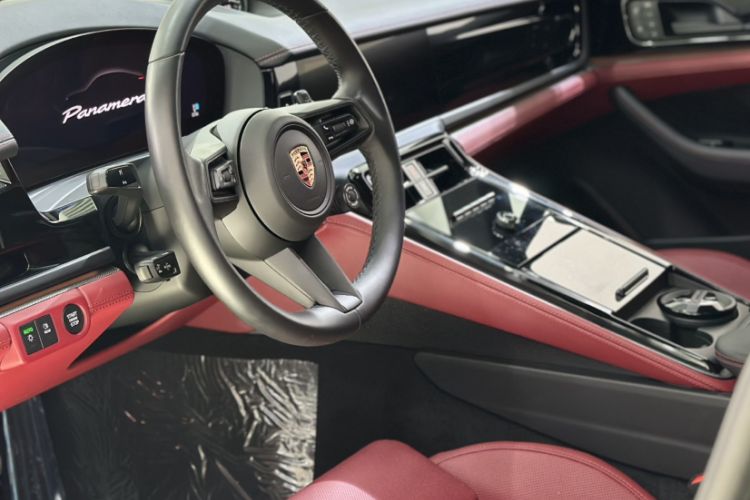 Used Porsche Panamera 2024 Panamera 2.9T Interior 9