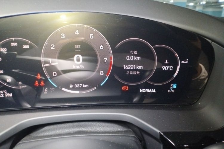 Used Porsche Panamera 2024 Panamera 4 Executive Long Wheelbase 2.9T Odometer Close Up