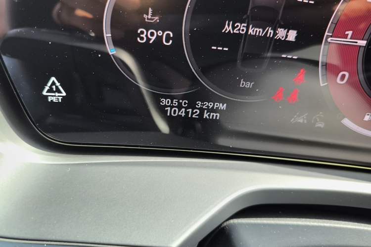 Used Porsche Panamera 2024 Panamera 2.9T Odometer Close Up