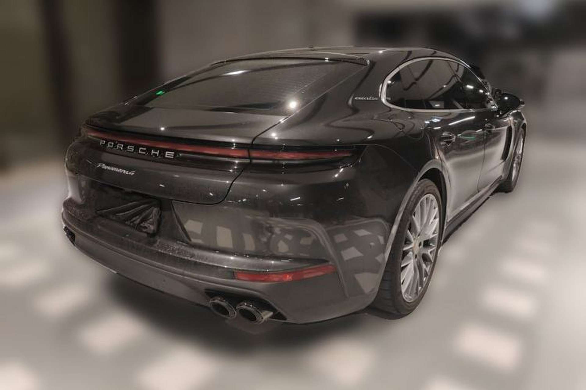 Used Porsche Panamera 2024 Panamera 4 Executive Long Wheelbase 2.9T Rear Right 45 Deg