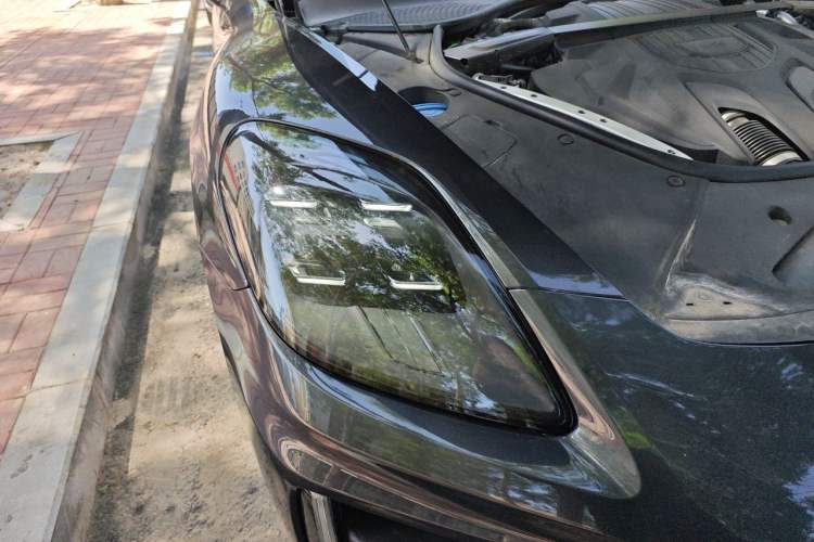 Used Porsche Panamera 2024 Panamera 2.9T Right Front Headlight